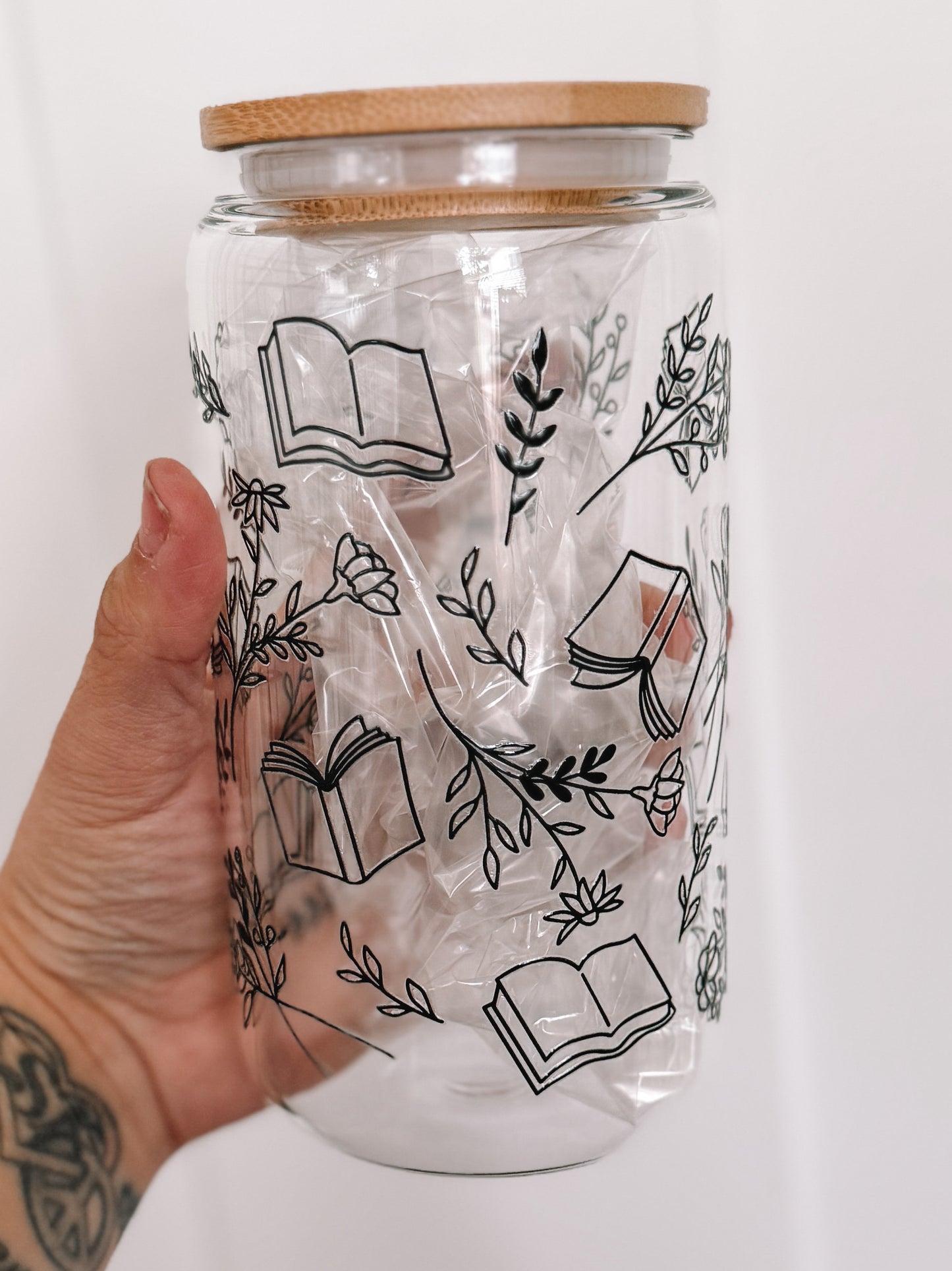 Dainty Book